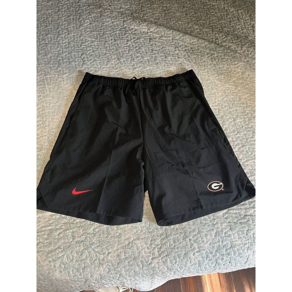 Nike UGA Georgia Bulldogs Football Team Issue Player On-Field Shorts Mens Medium